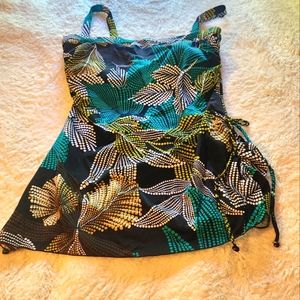 Size 18W Avenue swim Tankini